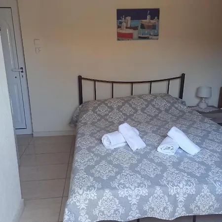 شقة Arxontiko لايميناس