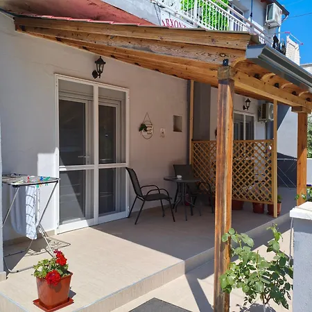 Apartman Arxontiko *